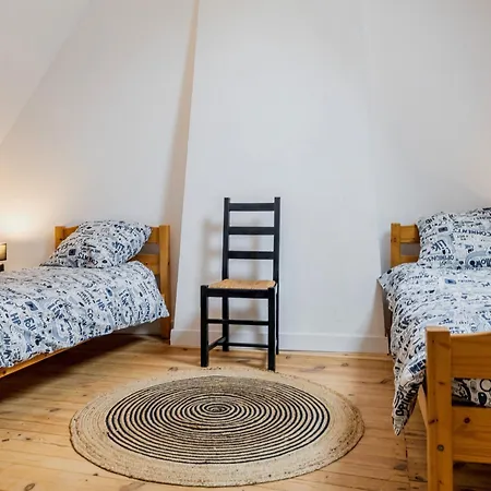 בית נופש Chaumiere Au Calme Avec Terrasse, A 9 Km Des Plages, 3 Chambres, Parking Prive Et Equipements Bebe. - Fr-1-306-1276 Saint-Lyphard