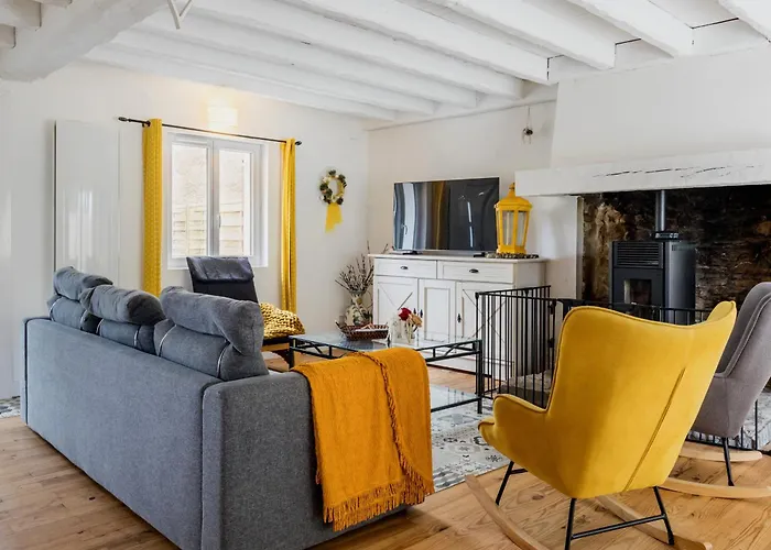 Chaumiere Au Calme Avec Terrasse, A 9 Km Des Plages, 3 Chambres, Parking Prive Et Equipements Bebe. - Fr-1-306-1276 *