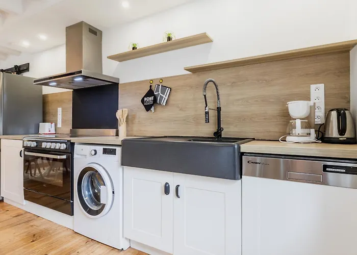 Chaumiere Au Calme Avec Terrasse, A 9 Km Des Plages, 3 Chambres, Parking Prive Et Equipements Bebe. - Fr-1-306-1276 펜션 *